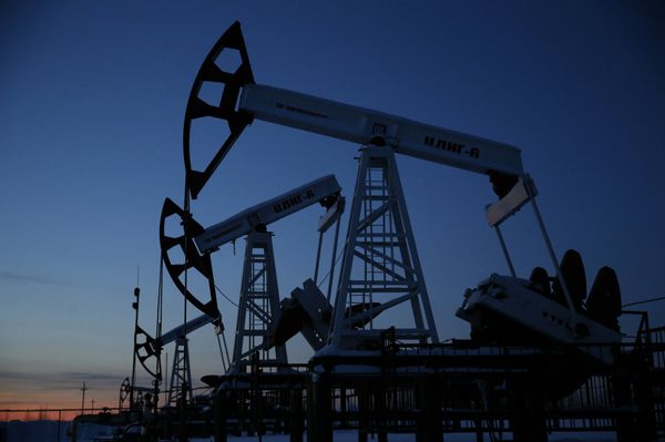 Russia's Crude Oil Output Records Post-Soviet High – Reports Russia's Crude Oil Output Records Post-Soviet High – Reports - Sputnik International