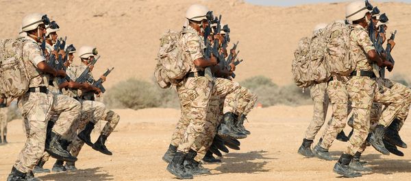 A picture taken June 26, 2011 shows Saudi special forces graduates showing their skills during a ceremony held at their base near the capital Riyadh A picture taken June 26, 2011 shows Saudi special forces graduates showing their skills during a ceremony held at their base near the capital Riyadh - Sputnik International