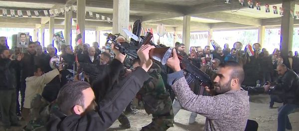 Syria: Pro-government forces train volunteer fighters in Latakia Syria: Pro-government forces train volunteer fighters in Latakia - Sputnik International