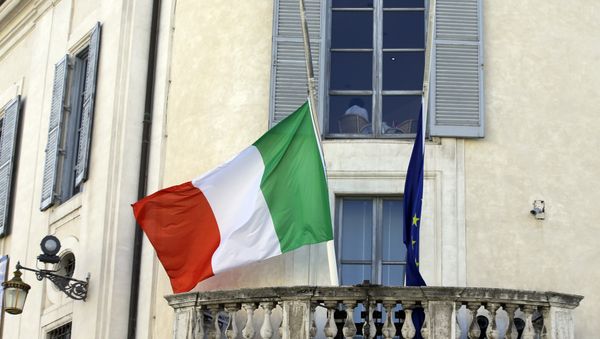 The Italian, left, and European Union flags The Italian, left, and European Union flags - Sputnik International