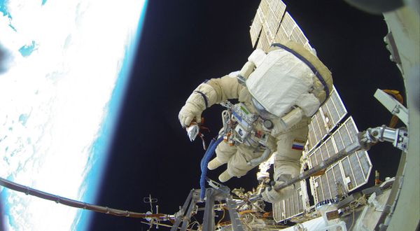 Out of This World! Amazing Photos Taken By Two Russian Cosmonauts Out of This World! Amazing Photos Taken By Two Russian Cosmonauts - Sputnik International