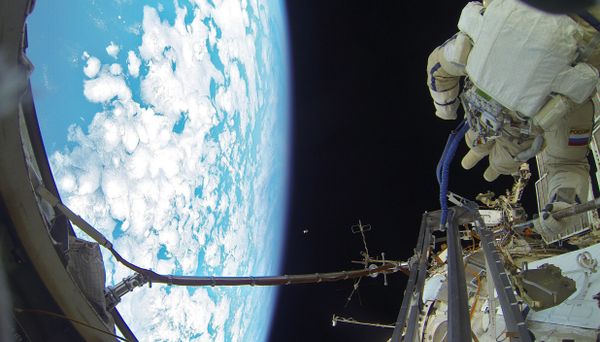 Out of This World! Amazing Photos Taken By Two Russian Cosmonauts Out of This World! Amazing Photos Taken By Two Russian Cosmonauts - Sputnik International