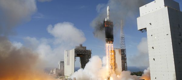 Boeing Delta 4 Heavy rocket rises from the launch pad during its first unmanned launch at Vandenberg Air Force Base, Calif (File) Boeing Delta 4 Heavy rocket rises from the launch pad during its first unmanned launch at Vandenberg Air Force Base, Calif (File) - Sputnik International