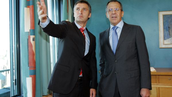 Russian Foreign Minister Sergei Lavrov (R) and Norwegian Prime Minister Jens Stoltenberg seen during their meeting in the Prime Minister`s office in Oslo 27 April 2007 Russian Foreign Minister Sergei Lavrov (R) and Norwegian Prime Minister Jens Stoltenberg seen during their meeting in the Prime Minister`s office in Oslo 27 April 2007 - Sputnik International