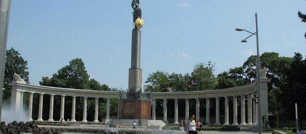 Monument to Soviet soldiers - Sputnik International