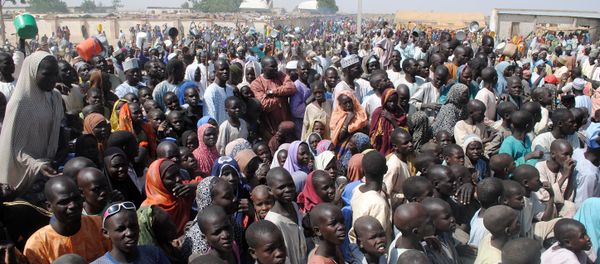 Internally Displaced Persons (IDP) mostly women and children stand waiting for food at Dikwa Camp, in Borno State in north-eastern Nigeria, on February 2, 2016. Internally Displaced Persons (IDP) mostly women and children stand waiting for food at Dikwa Camp, in Borno State in north-eastern Nigeria, on February 2, 2016. - Sputnik International