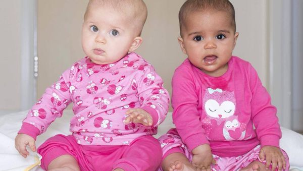Twins Anaya and Myla - Sputnik International
