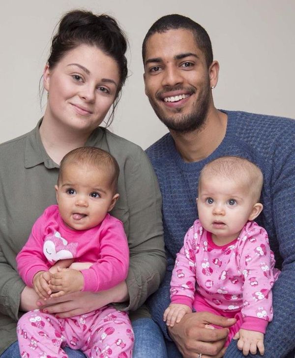 Hannah Yarker, Kyle Armstrong and their twins Myla and Anaya Hannah Yarker, Kyle Armstrong and their twins Myla and Anaya - Sputnik International