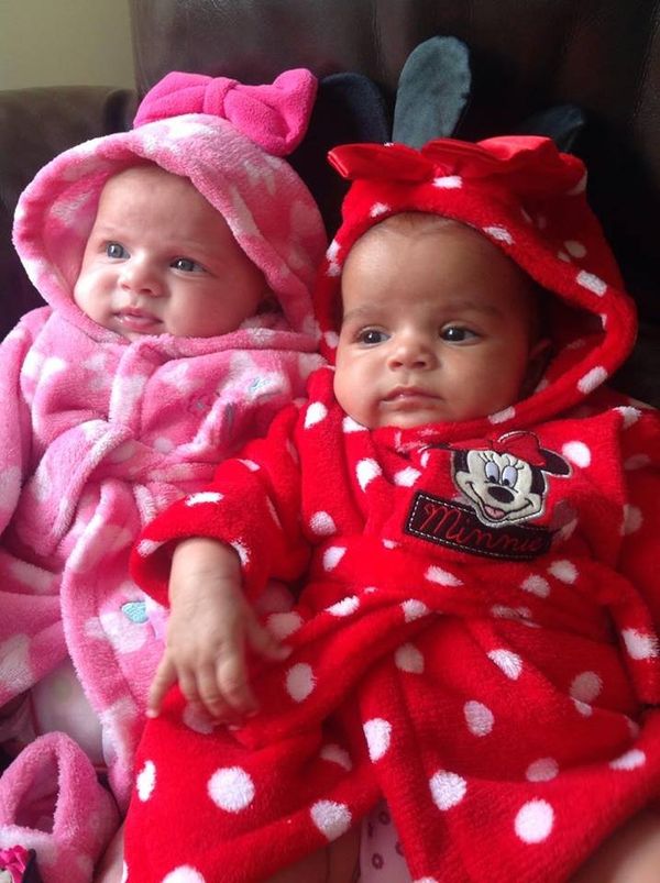 Twins Anaya and Myla Twins Anaya and Myla - Sputnik International