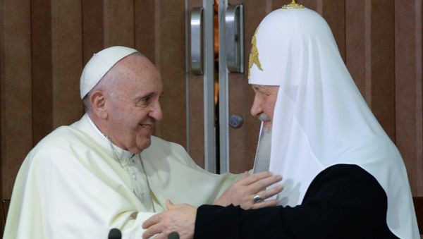 Patriarch Kirill of Moscow and All Russia meets with Pope Francis of Rome - Sputnik International