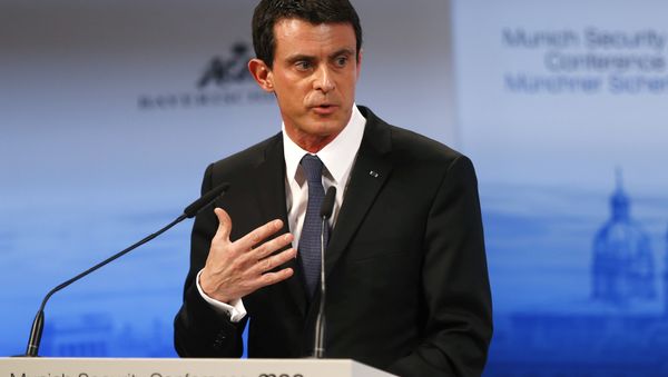 French Prime Minister Manuel Valls gestures during his speech on the podium at the Security Conference in Munich, Germany, Saturday, Feb. 13, 2016 - Sputnik International