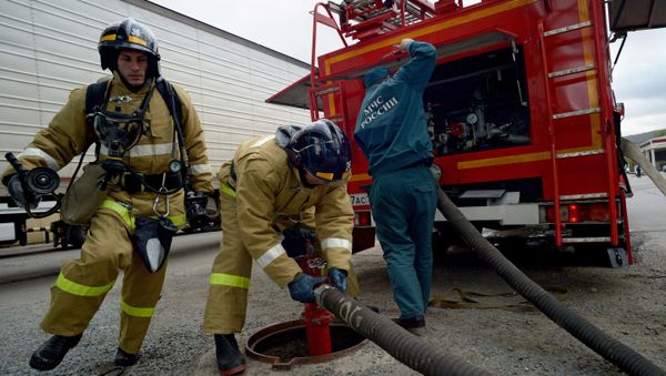 Rescue team workers - Sputnik International