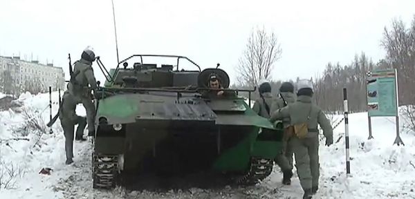 Russia: Northern Fleet troops drill hard for International Military Games preparation Russia: Northern Fleet troops drill hard for International Military Games preparation - Sputnik International