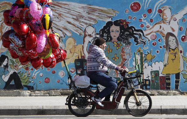 Feel the Vibrant Spirit of Valentine’s Day Embracing the World Feel the Vibrant Spirit of Valentine’s Day Embracing the World - Sputnik International