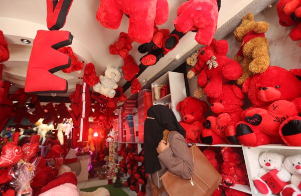 Feel the Vibrant Spirit of Valentine’s Day Embracing the World Feel the Vibrant Spirit of Valentine’s Day Embracing the World - Sputnik International
