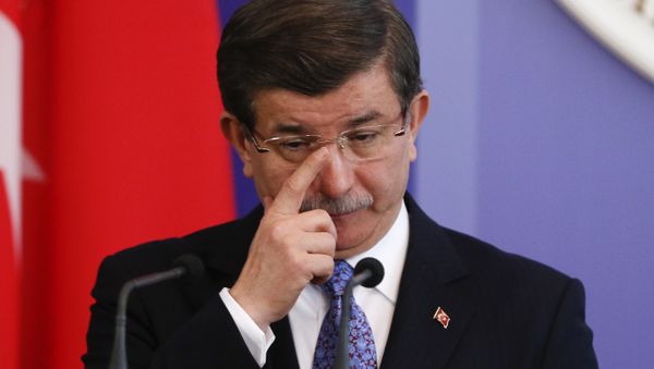 Turkish Prime Minister Ahmet Davutoglu attends a news conference after a meeting with his Ukrainian counterpart Arseny Yatseniuk in Kiev, Ukraine, February 15, 2016. Turkish Prime Minister Ahmet Davutoglu attends a news conference after a meeting with his Ukrainian counterpart Arseny Yatseniuk in Kiev, Ukraine, February 15, 2016. - Sputnik International