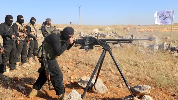 Rebel fighters from the First Battalion under the Free Syrian Army take part in a military training on June 10, 2015, in the rebel-held countryside of the northern city of Aleppo Rebel fighters from the First Battalion under the Free Syrian Army take part in a military training on June 10, 2015, in the rebel-held countryside of the northern city of Aleppo - Sputnik International