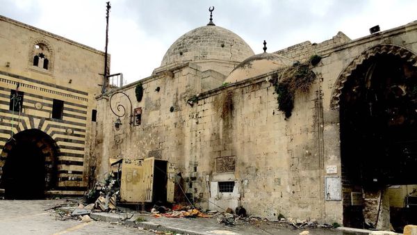 Ancient mosque in the Old Town of Aleppo. Ancient mosque in the Old Town of Aleppo. - Sputnik International