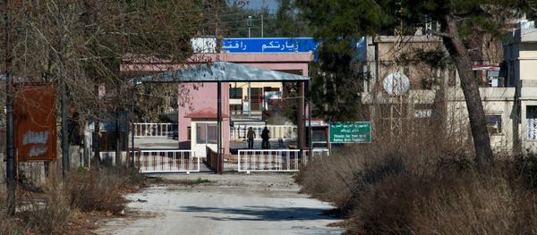 A closed checkpoint at the Syrian-Turkish border near the town of Kessab A closed checkpoint at the Syrian-Turkish border near the town of Kessab - Sputnik International