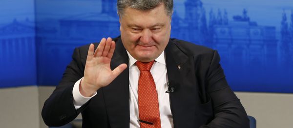 Ukrainian President Petro Poroshenko waves at the Security Conference in Munich, Germany, (File) Ukrainian President Petro Poroshenko waves at the Security Conference in Munich, Germany, (File) - Sputnik International