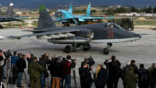 Foreign journalists at the Hmeymim airbase in Syria - Sputnik International