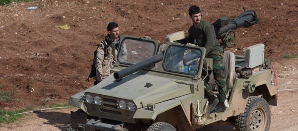 Syrian Army soldiers in Aleppo province - Sputnik International