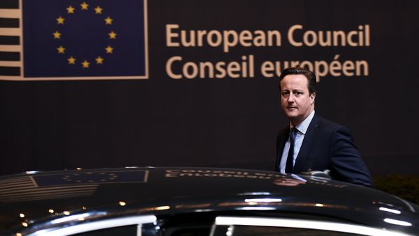 British Prime Minister David Cameron gets into his car as he leaves a European Union leaders summit, in Brussels, Belgium, early February 19, 2016. British Prime Minister David Cameron gets into his car as he leaves a European Union leaders summit, in Brussels, Belgium, early February 19, 2016. - Sputnik International