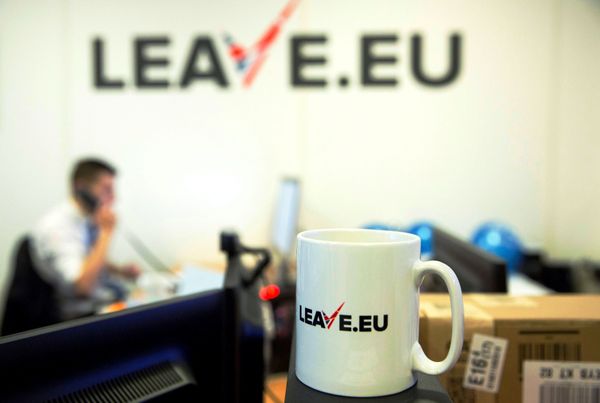 A worker answers a telephone in the office of Brexit group pressure group Leave.eu in London, Britain. A worker answers a telephone in the office of Brexit group pressure group Leave.eu in London, Britain. - Sputnik International