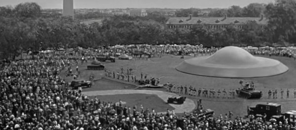 Still from 'The Day the Earth Stood Still' (1951) - Sputnik International