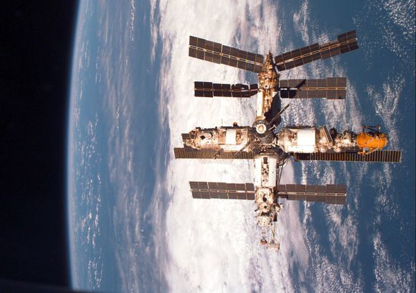 Gateway to the Stars: Founding Anniversary of Russian Space Station Mir Gateway to the Stars: Founding Anniversary of Russian Space Station Mir - Sputnik International