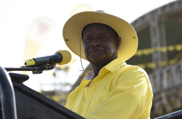 This file photo taken on February 16, 2016 shows Uganda's president Yoweri Museveni addressing supporters during a rally of the ruling National Resistance Movement (NRM) party at Kololo Airstrip in Kampala - Sputnik International