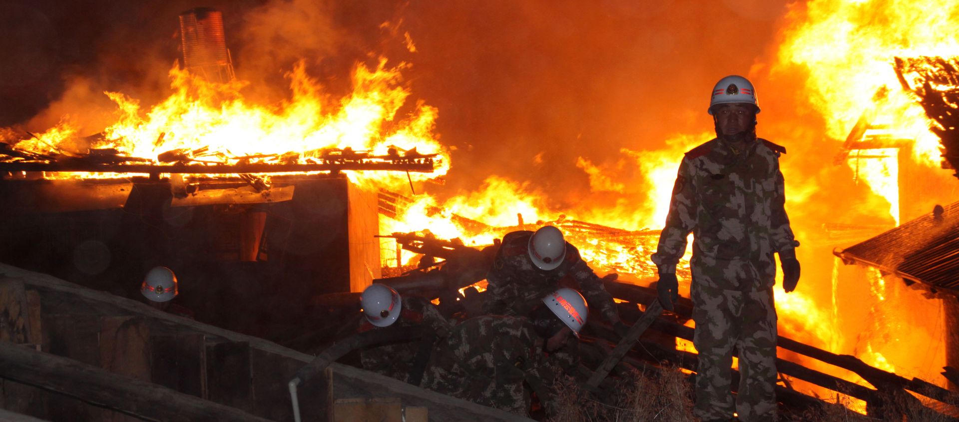 Firefighters in China. File photo - Sputnik International, 1920, 01.06.2021
