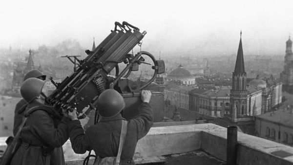 Soviet anti-aircraft gunners Soviet anti-aircraft gunners - Sputnik International