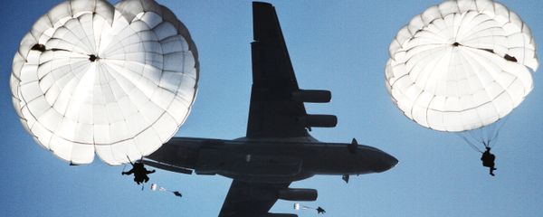 Paratroopers from Serbia, Russia, Belarus hold drill in Krasnodar region Paratroopers from Serbia, Russia, Belarus hold drill in Krasnodar region - Sputnik International