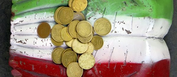 Euro coins seen on the figure of a pair of hands, which are painted in Italy's colour national colours, on the ground in downtown Rome. Euro coins seen on the figure of a pair of hands, which are painted in Italy's colour national colours, on the ground in downtown Rome. - Sputnik International