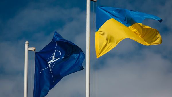 Ukrainian President Petro Poroshenko visits Hetman Petro Sagaidachny Ukrainian Army Academy - Sputnik International