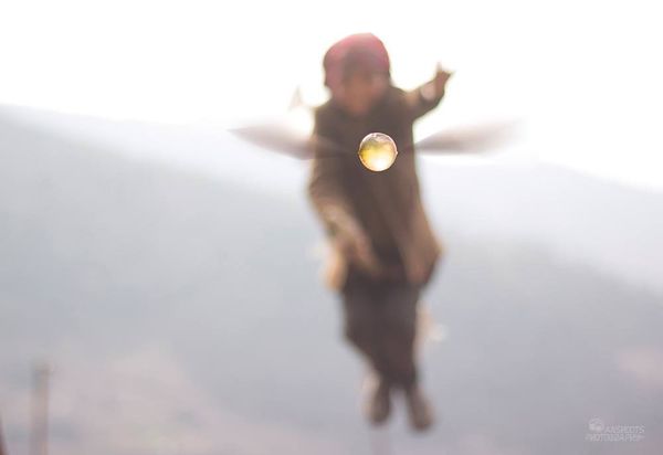 Catch That Snitch! Kids Play Quidditch in Indian Village - Sputnik International
