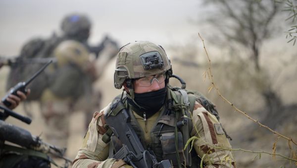 French soldier - Sputnik International