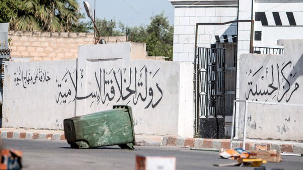 A deserted stronghold that belonged to Islamic State fighters is seen in Tel Abyad town, Raqqa governorate, in this June 16, 2015 file photo A deserted stronghold that belonged to Islamic State fighters is seen in Tel Abyad town, Raqqa governorate, in this June 16, 2015 file photo - Sputnik International