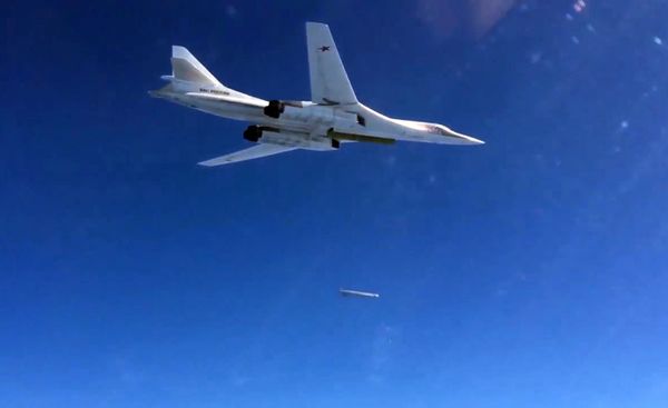 Russian Air Force's long-range aircraft hit ISIS targets in Syria - Sputnik International