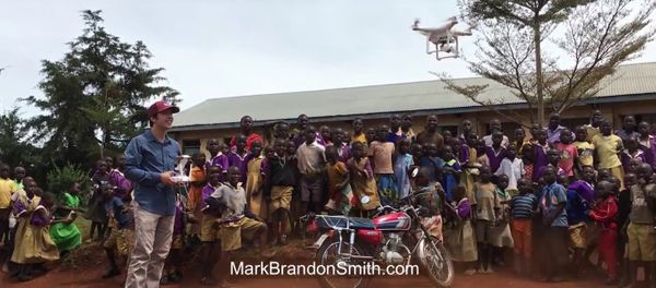 African kids see drone for the first time! African kids see drone for the first time! - Sputnik International
