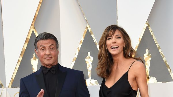 Актеры Сильвестр Сталлоне и Дженнифер Флавин на церемонии вручения премии Оскар-2016 в Голливуде  - Sputnik International
