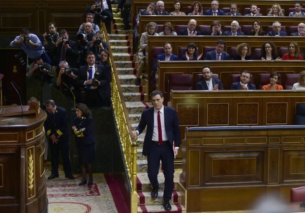 Spain's VOX Party Calls on PM Sanchez to Resign Over Handling of COVID-19 Pandemic - Sputnik International
