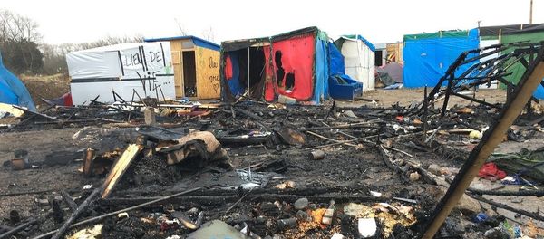 Jungle migrant camp in the French northern port city of Calais - Sputnik International