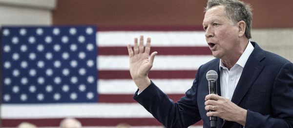 Republican presidential hopeful Ohio Governor John Kasich speaks to supporters February 22, 2016, at George Mason University, in Fairfax, Virginia. Republican presidential hopeful Ohio Governor John Kasich speaks to supporters February 22, 2016, at George Mason University, in Fairfax, Virginia. - Sputnik International