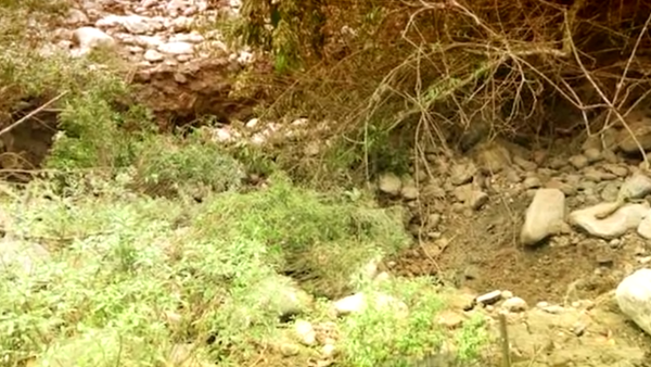 The Atoyac River, which crosses eight municipalities in the central mountainous area of eastern Mexican state of Veracruz, disappeared overnight after a giant crack opened up. - Sputnik International