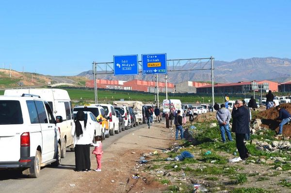Due to bolstered security measures and strict police control, giant traffic jams occurred on the roads leading to Cizre. The curfew will operate from 7:30 p.m. to 5:00 a.m. until a new warning is issued.  - Sputnik International