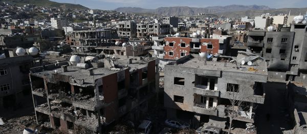Ruined houses and buildings are seen in Cizre, Turkey, Wednesday, March 2, 2016. Ruined houses and buildings are seen in Cizre, Turkey, Wednesday, March 2, 2016. - Sputnik International
