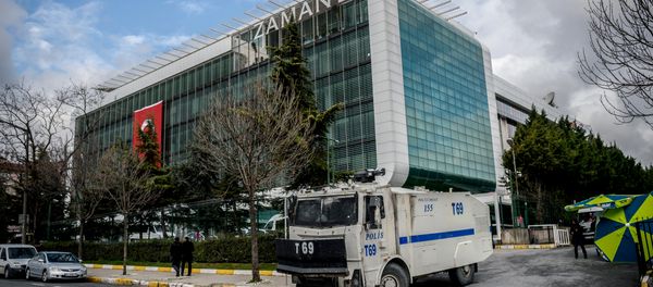 A water cannon of the Turkish police is parked in front of the headquarters of Turkish daily newspaper Zaman in Istanbul on March 5, 2016, after Turkish authorities seized the headquarters in a midnight raid A water cannon of the Turkish police is parked in front of the headquarters of Turkish daily newspaper Zaman in Istanbul on March 5, 2016, after Turkish authorities seized the headquarters in a midnight raid - Sputnik International