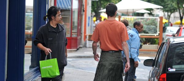 Dominique Moreau, the president of Hommes en Jupe (Men in Skirts), a group of 30 men from western France who wear skirts in their everyday lives, is walking along a street in the city of Poitiers in western France. - Sputnik International